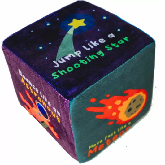 Have fun and engage in physical activity with the CubeFun Space as you jump like a shooting star.