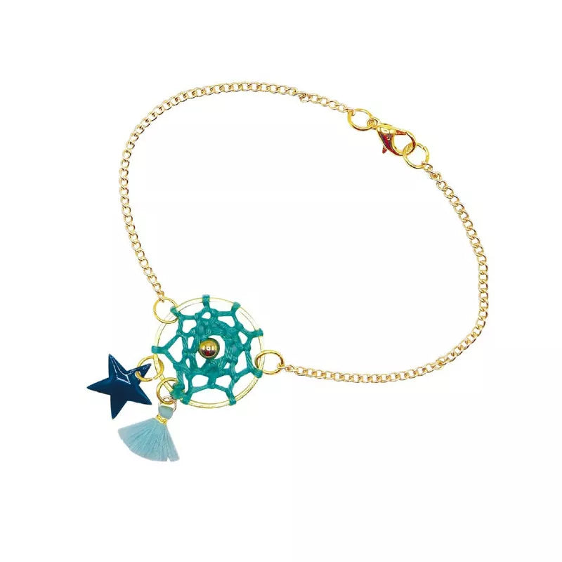 A Janod 3 Dreams Catchers Jewlery to Make with a star charm on it.