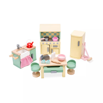 A Le Toy Van Daisylane Kitchen with a table and chairs.